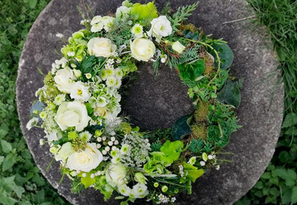 TRAUERFLORISTIK TRAUERFLORISTIK