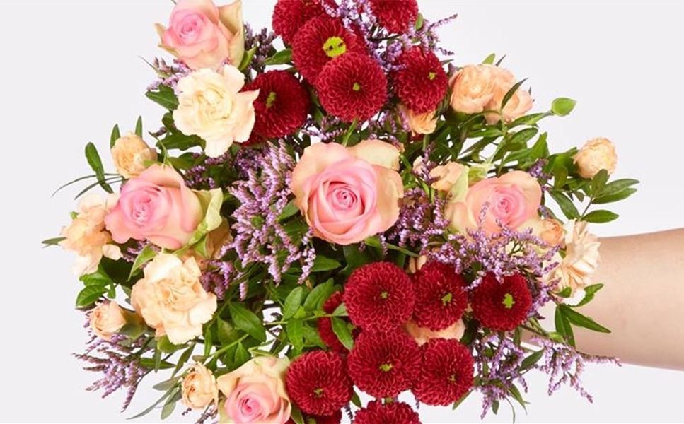 Jede Woche ein neues florales Meisterwerk! - STRAUSS DER WOCHE